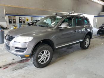  Salvage Volkswagen Touareg