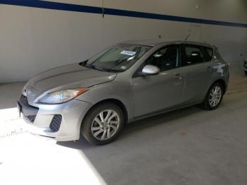  Salvage Mazda 3