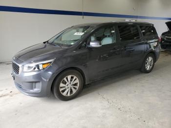  Salvage Kia Sedona