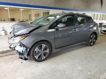  Salvage Nissan LEAF