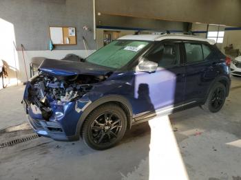  Salvage Nissan Kicks