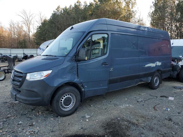  Salvage Mercedes-Benz Sprinter