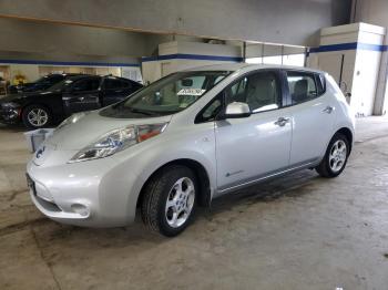  Salvage Nissan LEAF