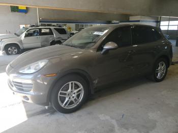  Salvage Porsche Cayenne