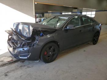  Salvage Volvo S60