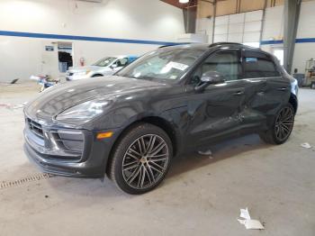  Salvage Porsche Macan Base