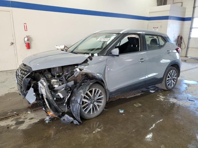  Salvage Nissan Kicks