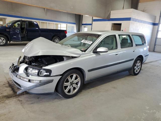  Salvage Volvo V70