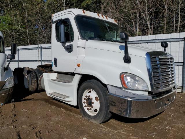  Salvage Freightliner Cascadia