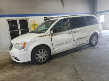  Salvage Chrysler Minivan