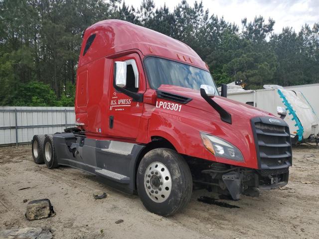  Salvage Freightliner Cascadia 1