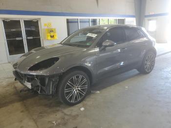  Salvage Porsche Macan