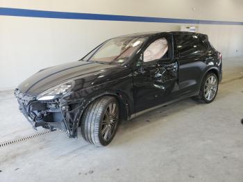  Salvage Porsche Cayenne