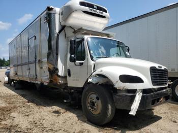  Salvage Freightliner M2 106 Med
