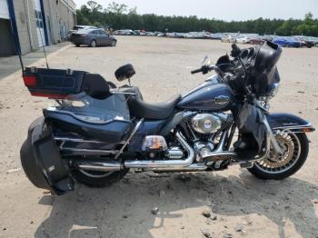  Salvage Harley-Davidson Fl