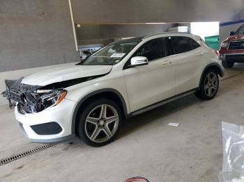  Salvage Mercedes-Benz GLA