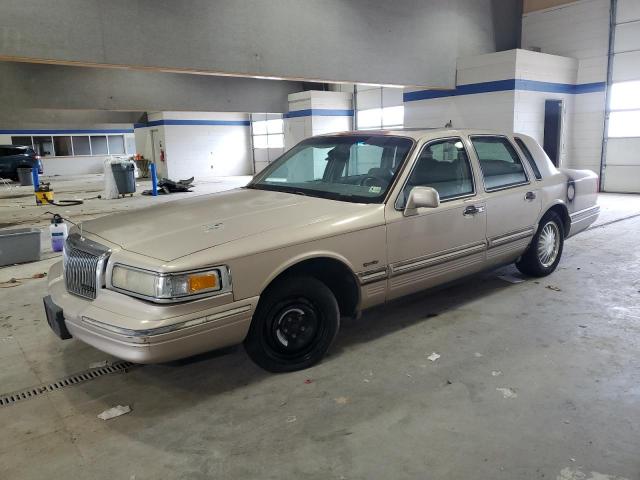  Salvage Lincoln Towncar