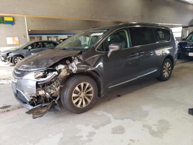  Salvage Chrysler Pacifica