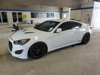  Salvage Hyundai Genesis