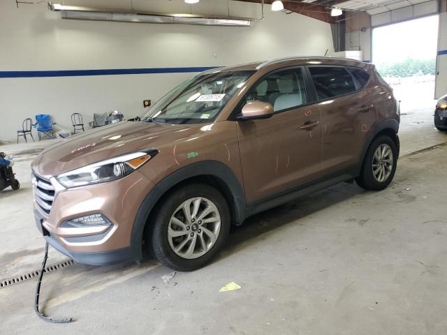  Salvage Hyundai TUCSON