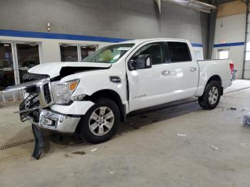  Salvage Nissan Titan