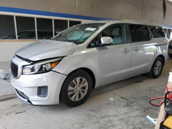  Salvage Kia Sedona