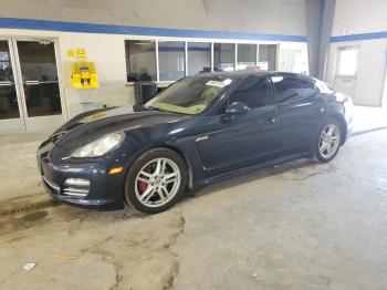  Salvage Porsche Panamera