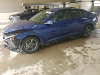  Salvage Kia K4 Lx