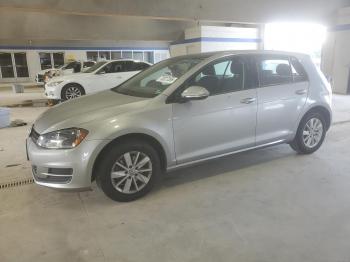  Salvage Volkswagen Golf