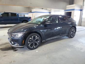  Salvage Kia EV6
