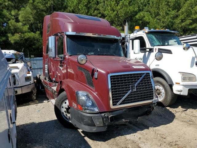  Salvage Volvo Vnl