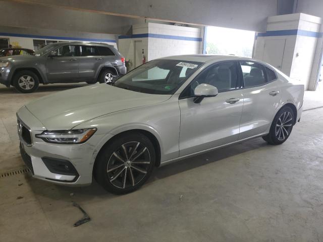  Salvage Volvo S60