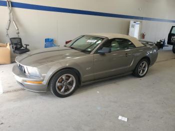  Salvage Ford Mustang