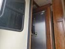 Bihg Enclosed Image 4