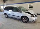 Dodge Caravan Sxt Image 3