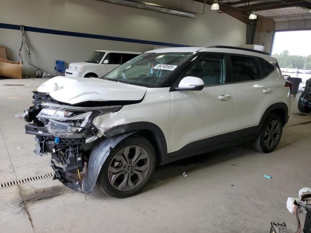  Salvage Kia Seltos