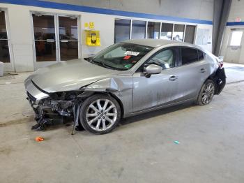  Salvage Mazda 3