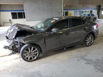  Salvage Mazda 3