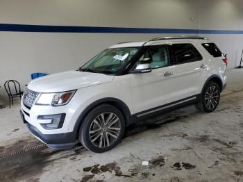  Salvage Ford Explorer