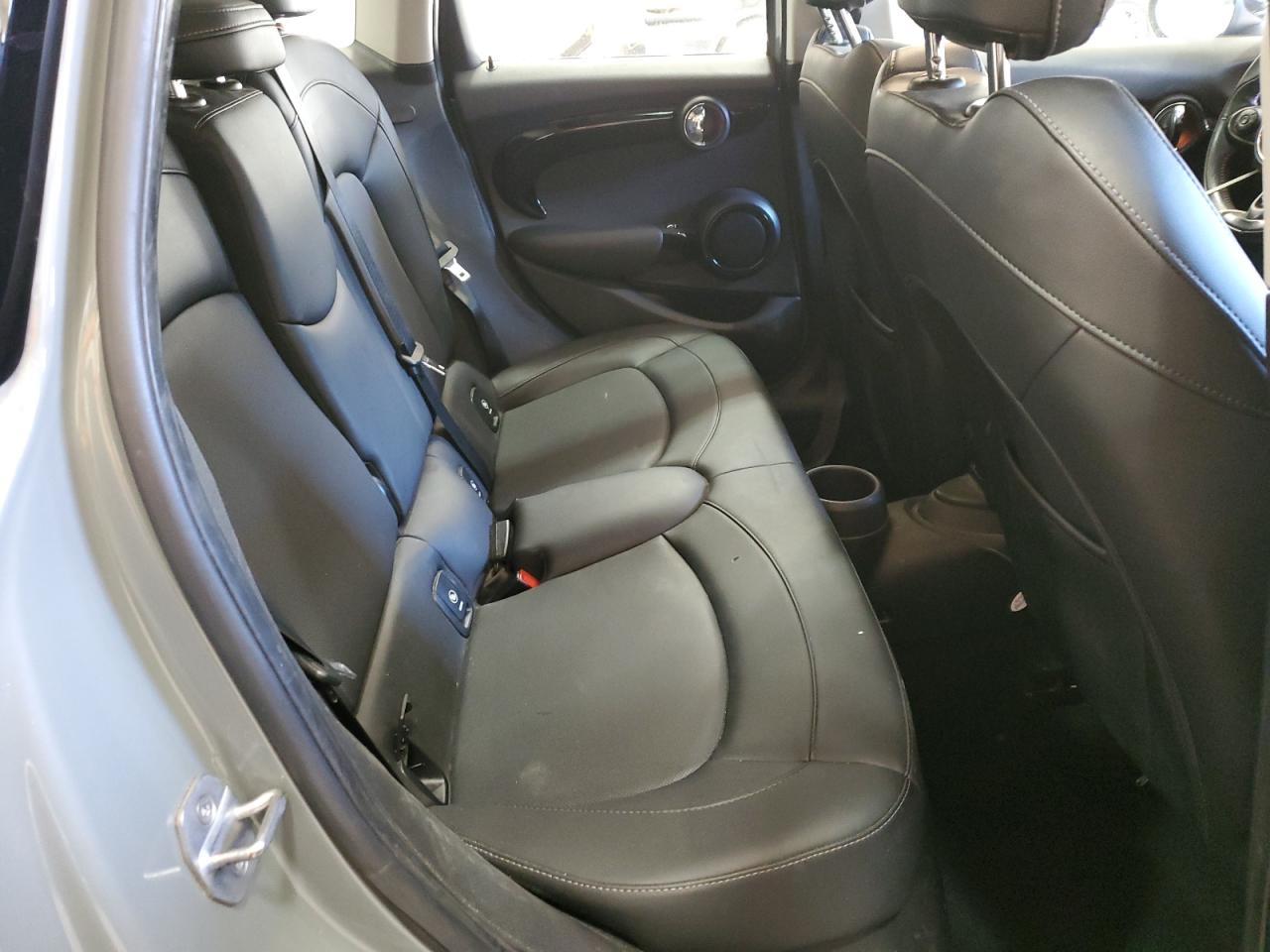 MINI Cooper S Image 12