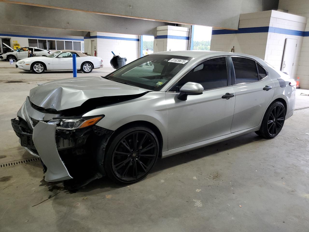 Toyota Camry L Image 1