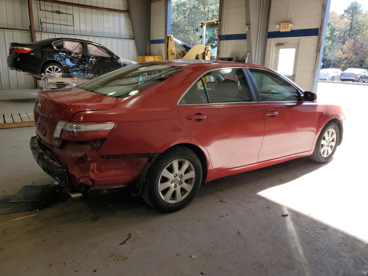 Toyota Camry Hybrid Image 11