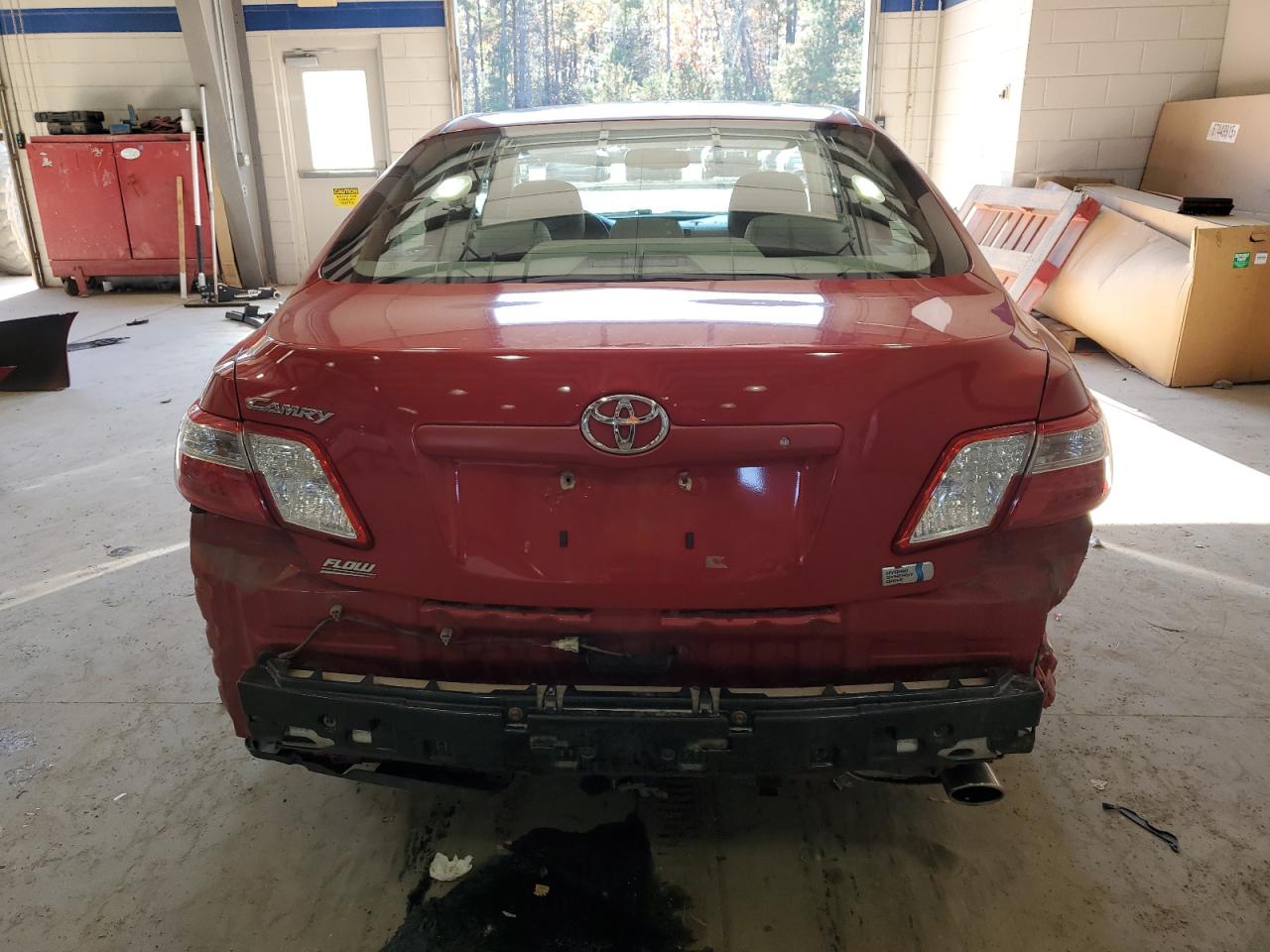 Toyota Camry Hybrid Image 7