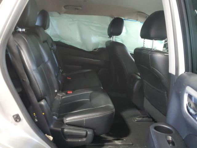 Nissan Pathfinder S Image 11