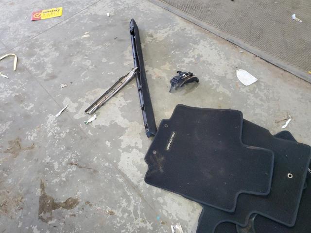 Nissan Pathfinder S Image 9