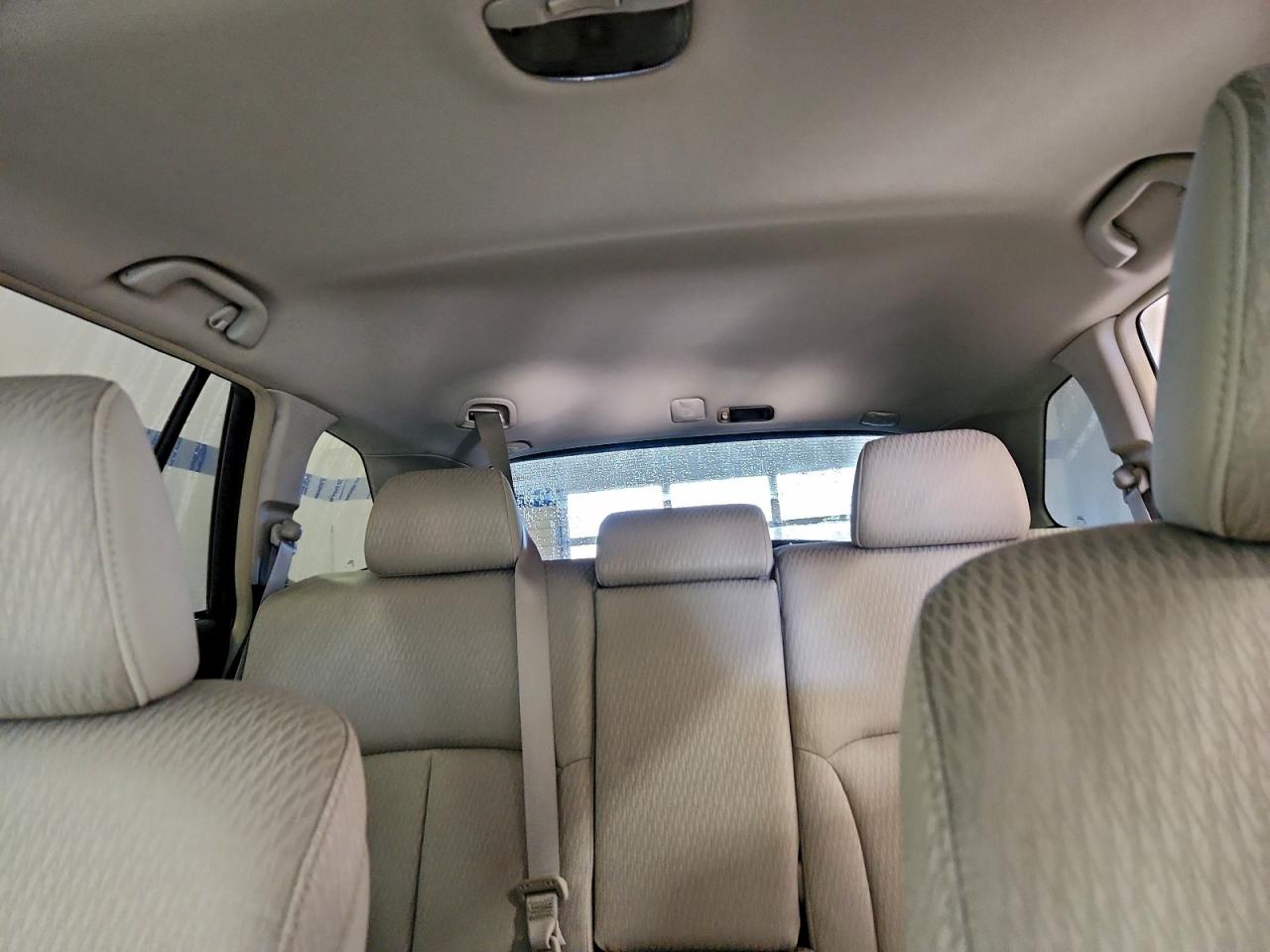 Subaru Outback 2.5i Premium Image 8