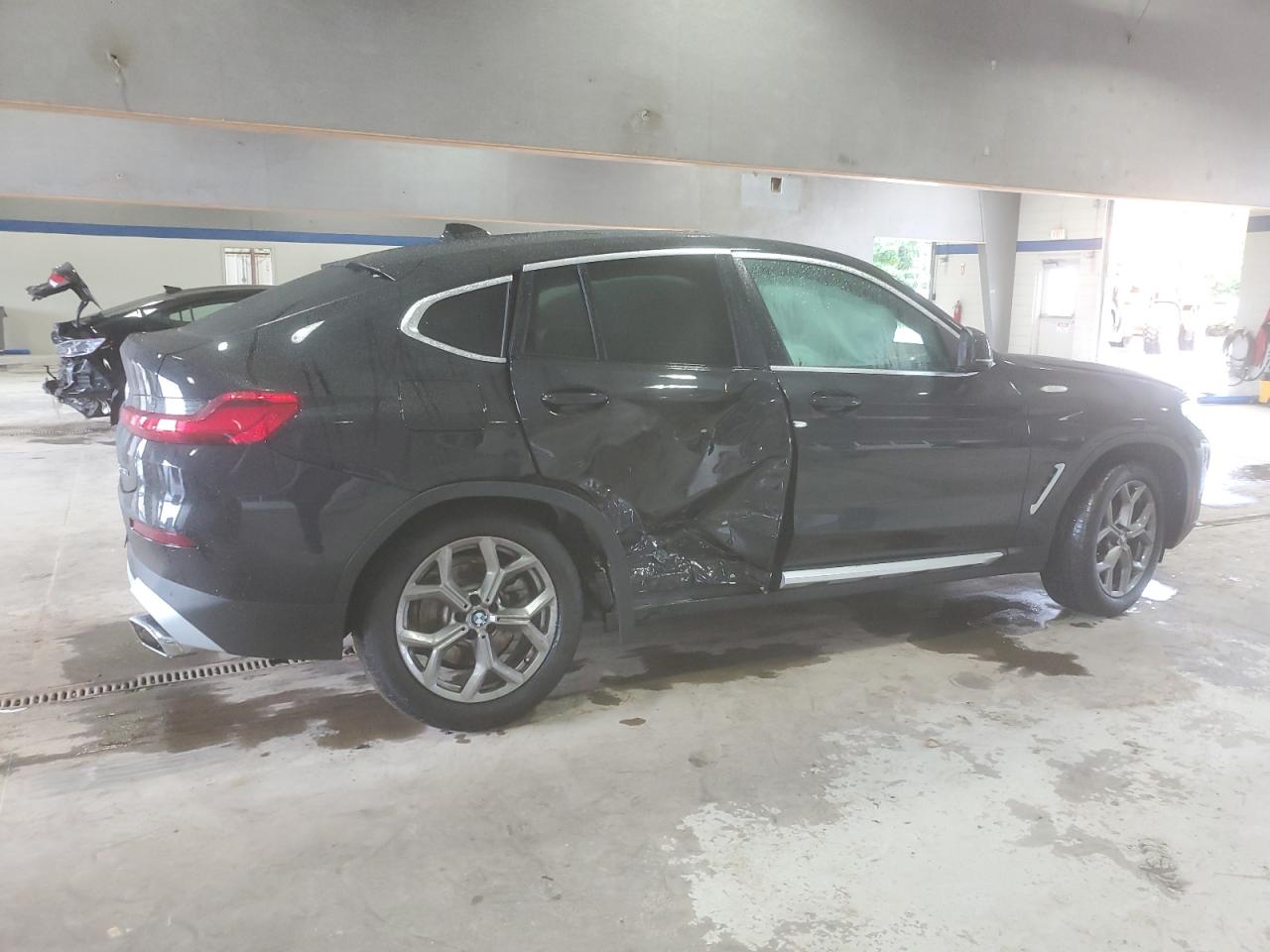 BMW X Series Xdrive30i Image 2