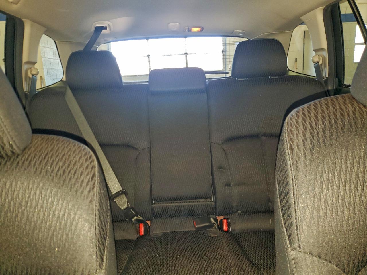 Subaru Outback 2.5i Premium Image 10