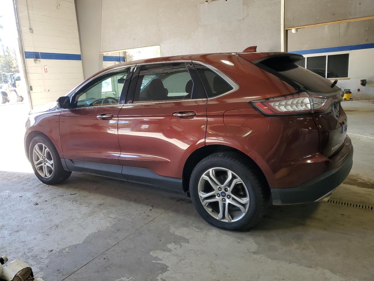Ford Edge Titanium Image 3