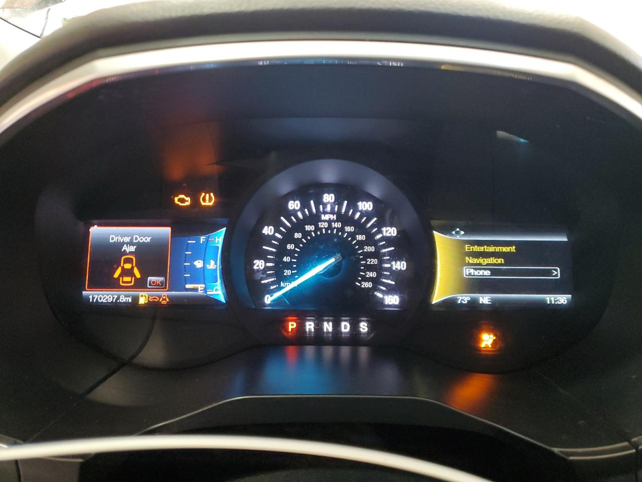 Ford Edge Titanium Image 8